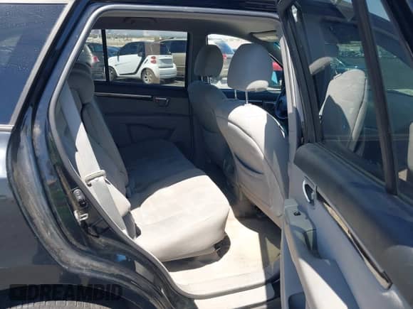 2008 Hyundai Santa Fe GLS с VIN 5NMSG73D48H132699, выставлен на аукционе IAAI как лот 42815451 с пробегом 131 141 миль миль и . История ставок и продаж доступна на DreamBid. Изображение 8.