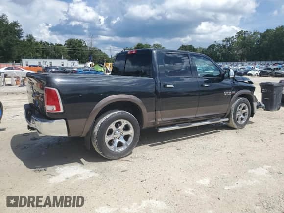 2018 Ram 1500 Laramie z VIN 1C6RR7NT2JS186064, wystawiony jako Copart lot #69123595 z przebiegiem 78 260 mil mil oraz Szkoda całkowita • Salvage title. Historia ofert i sprzedaży dostępna na DreamBid. Obrazek 3.