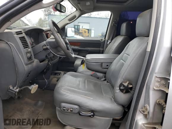 2006 Dodge 3500 Laramie с VIN 3D7LX39C66G149790, выставлен на аукционе Copart как лот 79558594 с пробегом 147 389 миль миль и Списание • Salvage title. История ставок и продаж доступна на DreamBid. Изображение 7.