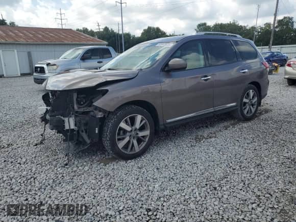 2014 Nissan Pathfinder SV with VIN 5N1AR2MM5EC664153, listed as a Copart auction lot 68993845 with 75,206 mi miles and Salvage title. Bid and sale history available at DreamBid. Image 1.
