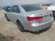 2008 Hyundai Sonata GLS z VIN 5NPET46F38H337647, wystawiony jako IAAI lot #42031861 z przebiegiem 167 556 mil mil oraz . Historia ofert i sprzedaży dostępna na DreamBid. Obrazek 3.