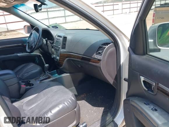 2011 Hyundai Santa Fe Limited с VIN 5XYZK4AG9BG062417, выставлен на аукционе IAAI как лот 42690514 с пробегом 173 550 миль миль и . История ставок и продаж доступна на DreamBid. Изображение 5.