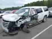 2019 Cadillac Escalade ESV Luxury с VIN 1GYS4HKJ7KR257246, выставлен на аукционе IAAI как лот 43197847 с пробегом Не указан миль и . История ставок и продаж доступна на DreamBid. Изображение 18.