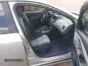 2014 Chevrolet Cruze LS z VIN 1G1PA5SH3E7334994, wystawiony jako IAAI lot #43167254 z przebiegiem 220 378 mil mil oraz . Historia ofert i sprzedaży dostępna na DreamBid. Obrazek 5.