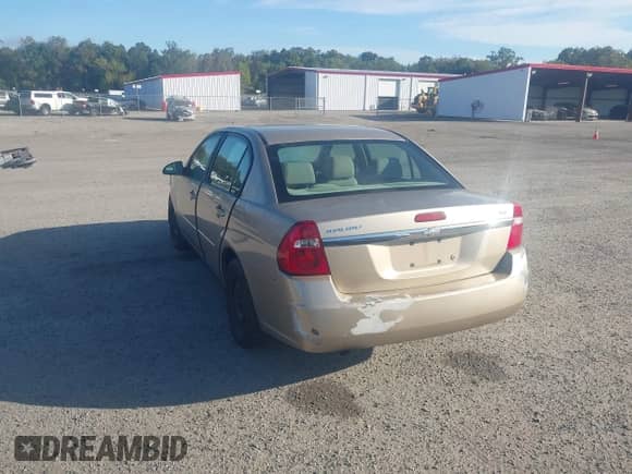 2006 Chevrolet Malibu 1LS с VIN 1G1ZS51F76F170176, выставлен на аукционе IAAI как лот 43370517 с пробегом 199 764 миль миль и . История ставок и продаж доступна на DreamBid. Изображение 3.