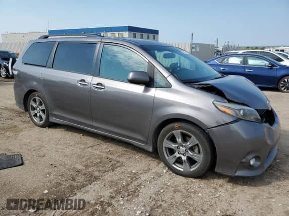 2017 Toyota Sienna SE with VIN 5TDXZ3DC3HS856993, listed as a Copart auction lot 80295975 with 113,848 mi miles and Salvage title. Bid and sale history available at DreamBid. Image 4.