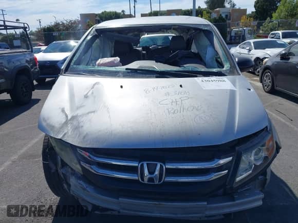 2014 Honda Odyssey LX с VIN 5FNRL5H22EB038114, выставлен на аукционе IAAI как лот 43045988 с пробегом Не указан миль и . История ставок и продаж доступна на DreamBid. Изображение 12.