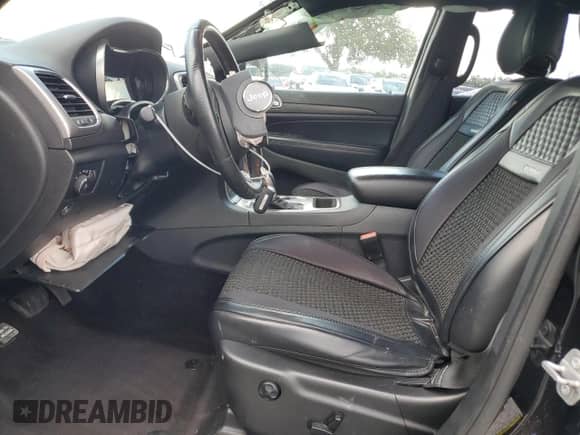 2018 Jeep Grand Cherokee Laredo z VIN 1C4RJEAGXJC399979, wystawiony jako Copart lot #66686455 z przebiegiem 108 942 mil mil oraz Szkoda całkowita • Salvage title. Historia ofert i sprzedaży dostępna na DreamBid. Obrazek 7.