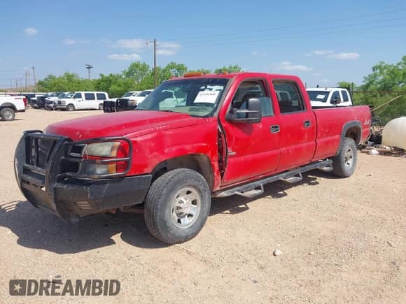 2007 Chevrolet Silverado 3500 SRW Wrk Trk с VIN 1GCHK33D37F184144, выставлен на аукционе IAAI как лот 41999300 с пробегом Не указан миль и . История ставок и продаж доступна на DreamBid. Изображение 17.