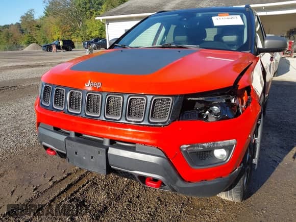 2018 Jeep Compass Trailhawk с VIN 3C4NJDDB3JT356310, выставлен на аукционе IAAI как лот 43358093 с пробегом 100 479 миль миль и . История ставок и продаж доступна на DreamBid. Изображение 6.