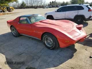 1975 Chevrolet Corvette с VIN 1Z37J5S437729, выставлен на аукционе Copart как лот 44599055 с пробегом 9 804 миль миль и Чистый • Clean title. История ставок и продаж доступна на DreamBid. Изображение 4.