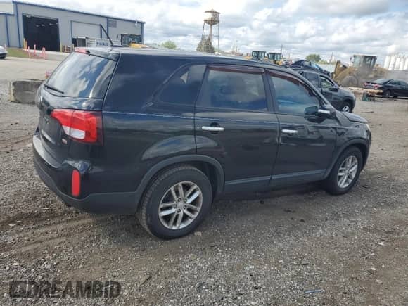 2014 Kia Sorento LX с VIN 5XYKT4A68EG427678, выставлен на аукционе Copart как лот 84027585 с пробегом 141 193 миль миль и Списание • Salvage title. История ставок и продаж доступна на DreamBid. Изображение 3.