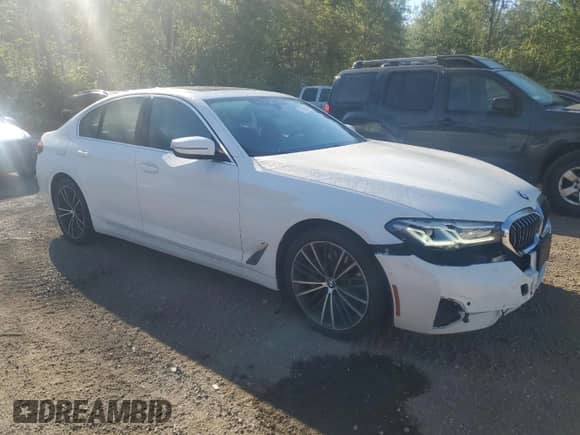 2021 BMW 5 Series 530i xDrive with VIN WBA13BJ03MWW92485, listed as a Copart auction lot 71029525 with 37,469 mi miles and Clean title. Bid and sale history available at DreamBid. Image 4.