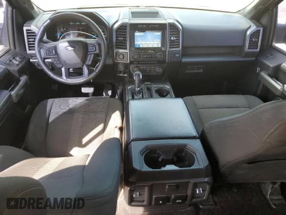 2017 Ford F-150 XL с VIN 1FTEW1EG1HFB17384, выставлен на аукционе Copart как лот 90728525 с пробегом 231 385 миль миль и Чистый • Clean title. История ставок и продаж доступна на DreamBid. Изображение 8.