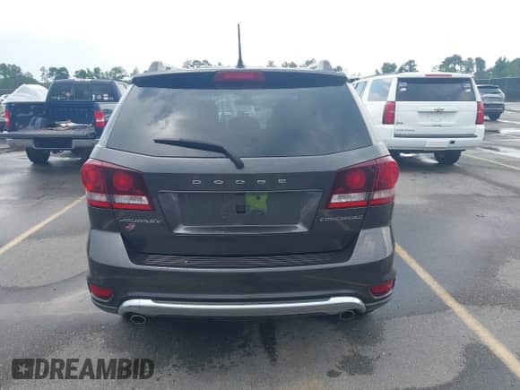 2018 Dodge Journey Crossroad with VIN 3C4PDDGG7JT388197, listed as a IAAI auction lot 42630854 with 116,946 mi miles and . Bid and sale history available at DreamBid. Image 16.