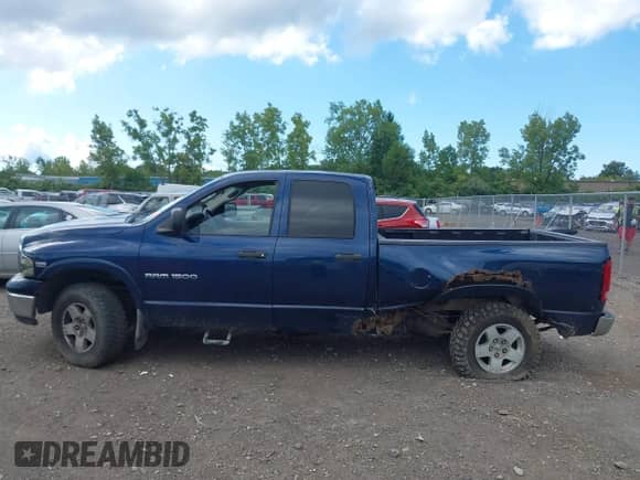 2005 Dodge 1500 SLT with VIN 1D7HU18D45S344503, listed as a IAAI auction lot 43074065 with 194,820 mi miles and . Bid and sale history available at DreamBid. Image 14.