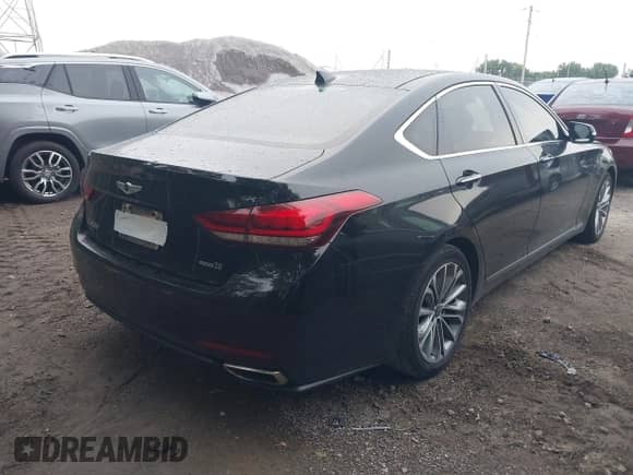 2015 Hyundai Genesis 3.8L with VIN KMHGN4JE3FU054746, listed as a IAAI auction lot 42771286 with 72,626 mi miles and . Bid and sale history available at DreamBid. Image 4.