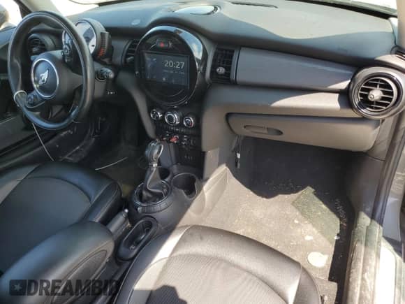 2014 MINI Hardtop with VIN WMWXM5C51ET933450, listed as a Copart auction lot 56686374 with 82,100 mi miles and Salvage title. Bid and sale history available at DreamBid. Image 8.