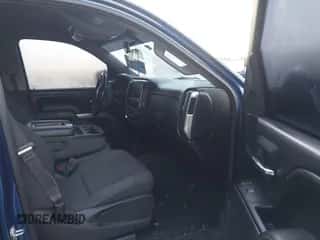 2016 Chevrolet Silverado 1500 LT z VIN 3GCPCREC4GG236492, wystawiony jako IAAI lot #43440799 z przebiegiem Nie podano mil oraz . Historia ofert i sprzedaży dostępna na DreamBid. Obrazek 5.