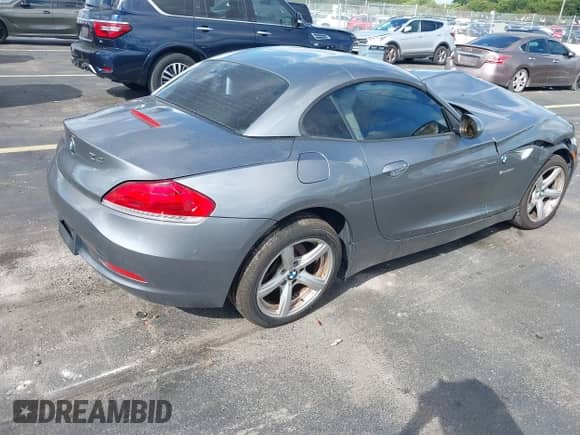 2012 BMW Z4 sDrive28i with VIN WBALL5C51CJ103271, listed as a IAAI auction lot 43365991 with 81,579 mi miles and . Bid and sale history available at DreamBid. Image 4.