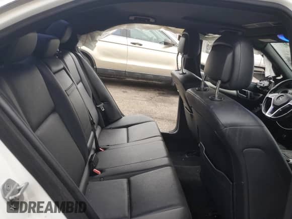 2014 Mercedes-Benz C 300 Sport with VIN WDDGF8AB1ER315264, listed as a Copart auction lot 70376345 with 129,284 mi miles and Salvage title. Bid and sale history available at DreamBid. Image 10.