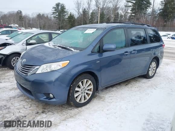 2017 Toyota Sienna XLE with VIN 5TDDZ3DC9HS159153, listed as a IAAI auction lot 41350390 with 110,715 mi miles and . Bid and sale history available at DreamBid. Image 2.