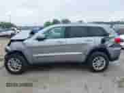 2018 Jeep Grand Cherokee Laredo с VIN 1C4RJFAG0JC129021, выставлен на аукционе IAAI как лот 42413165 с пробегом 103 743 миль миль и . История ставок и продаж доступна на DreamBid. Изображение 13.