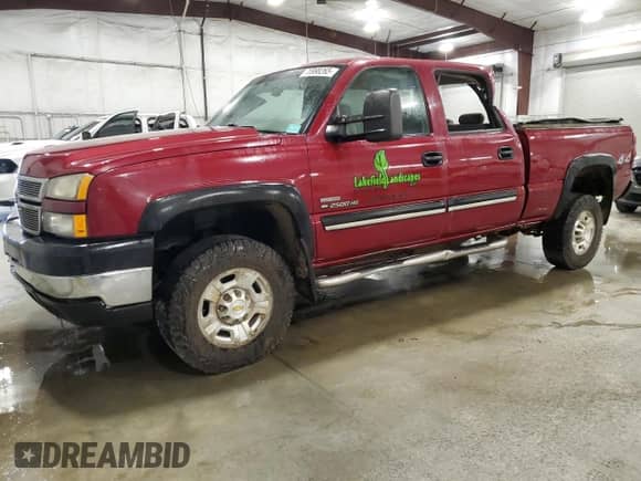 2007 Chevrolet Silverado 2500HD LT1 z VIN 1GCHK23D87F172548, wystawiony jako Copart lot #70998265 z przebiegiem Nie podano mil oraz Szkoda całkowita • Salvage title. Historia ofert i sprzedaży dostępna na DreamBid. Obrazek 1.