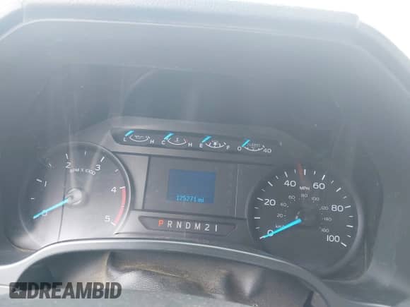 2017 Ford F-250 z VIN 1FD7X2BT3HED33204, wystawiony jako IAAI lot #42763137 z przebiegiem 125 270 mil mil oraz . Historia ofert i sprzedaży dostępna na DreamBid. Obrazek 5.