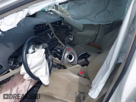 2013 Toyota Prius One with VIN JTDKN3DU0D5641876, listed as a IAAI auction lot 43200483 with Not provided miles and . Bid and sale history available at DreamBid. Image 5.