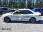 2010 Hyundai Sonata Limited с VIN 5NPEU4AF1AH654773, выставлен на аукционе IAAI как лот 42960456 с пробегом 173 314 миль миль и . История ставок и продаж доступна на DreamBid. Изображение 15.
