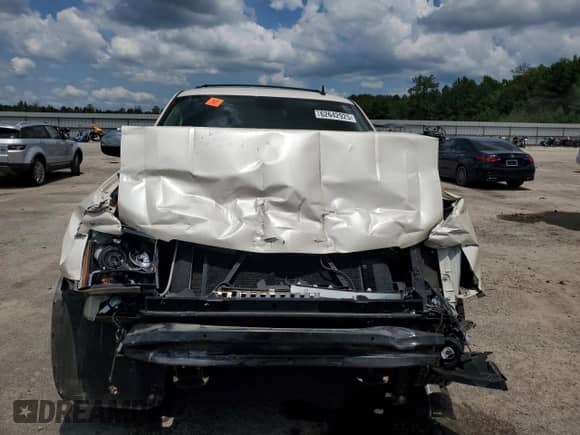 2014 Chevrolet Tahoe LTZ с VIN 1GNSCCE07ER121175, выставлен на аукционе Copart как лот 62642925 с пробегом Не указан миль и Списание • Salvage title. История ставок и продаж доступна на DreamBid. Изображение 5.