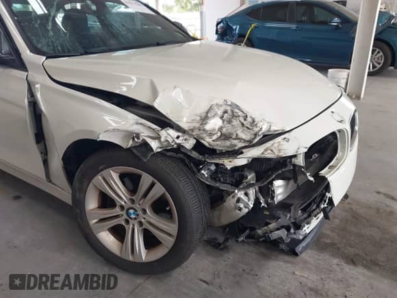 2016 BMW 3 Series 328i with VIN WBA8E9C51GK603731, listed as a IAAI auction lot 43479309 with 87,895 mi miles and . Bid and sale history available at DreamBid. Image 6.