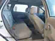 2004 Chevrolet Malibu Maxx LS z VIN 1G1ZT64854F163739, wystawiony jako IAAI lot #43558516 z przebiegiem 213 389 mil mil oraz . Historia ofert i sprzedaży dostępna na DreamBid. Obrazek 8.