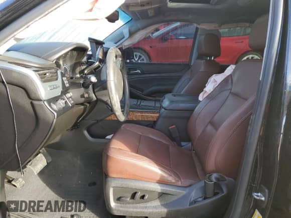 2019 Chevrolet Suburban с VIN 1GNSCJKJ7KR156988, выставлен на аукционе Copart как лот 45304475 с пробегом Не указан миль и Списание • Salvage title. История ставок и продаж доступна на DreamBid. Изображение 7.