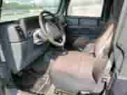 2001 Jeep Wrangler SE with VIN 1J4FA29P41P355548, listed as a Copart auction lot 56214205 with 173,125 mi miles and Clean title. Bid and sale history available at DreamBid. Image 7.