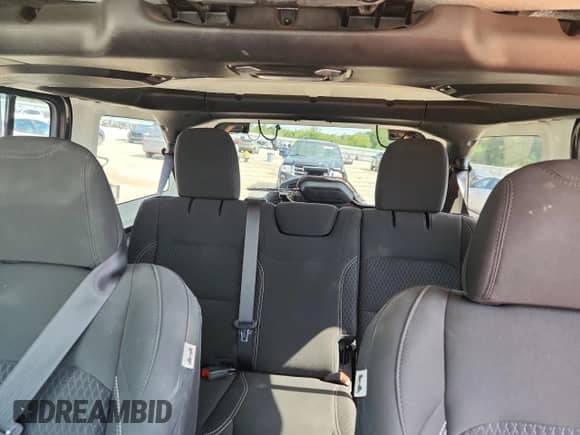 2021 Jeep Wrangler Unlimited 80th Anniversary с VIN 1C4HJXDGXMW703169, выставлен на аукционе Copart как лот 71436955 с пробегом 53 116 миль миль и Чистый • Clean title. История ставок и продаж доступна на DreamBid. Изображение 10.