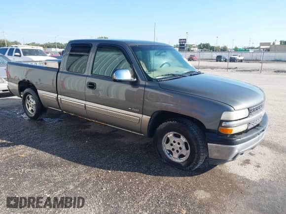 2001 Chevrolet Silverado 1500 LS с VIN 2GCEC19TX11296425, выставлен на аукционе IAAI как лот 43311029 с пробегом 329 368 миль миль и . История ставок и продаж доступна на DreamBid. Изображение 1.