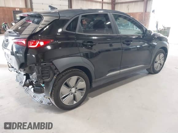 2020 Hyundai Kona SEL with VIN KM8K23AG5LU093462, listed as a IAAI auction lot 42622522 with 40,011 mi miles and . Bid and sale history available at DreamBid. Image 4.