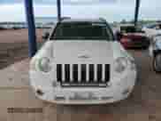 2007 Jeep Compass Sport with VIN 1J8FT47W37D145824, listed as a Copart auction lot 70866745 with 193,992 mi miles and Clean title. Bid and sale history available at DreamBid. Image 5.
