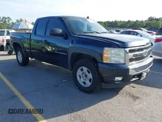 2007 Chevrolet Silverado 1500 LTZ with VIN 1GCEC19027Z561263, listed as a IAAI auction lot 43069695 with 223,523 mi miles and . Bid and sale history available at DreamBid. Image 1.