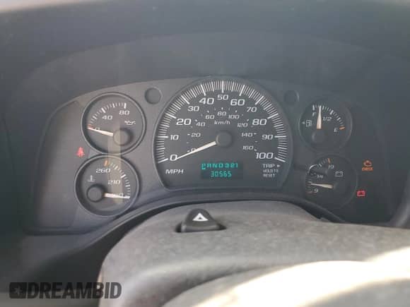 2007 Chevrolet Express Passenger with VIN 1GAHG39U971146710, listed as a Copart auction lot 57608615 with 30,565 mi miles and Salvage title. Bid and sale history available at DreamBid. Image 9.