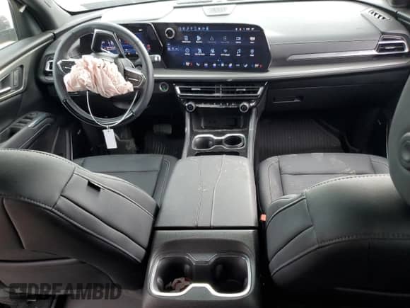 2024 Chevrolet Traverse FWD LT z VIN 1GNERGKS8RJ226563, wystawiony jako Copart lot #67090685 z przebiegiem 20 024 mil mil oraz Szkoda całkowita • Salvage title. Historia ofert i sprzedaży dostępna na DreamBid. Obrazek 8.