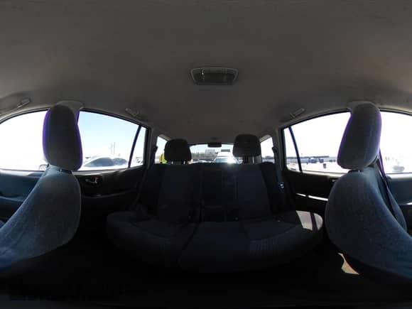 2003 Hyundai Santa Fe с VIN KM8SB12BX3U383185, выставлен на аукционе IAAI как лот 42675877 с пробегом 235 287 миль миль и . История ставок и продаж доступна на DreamBid. Изображение 19.