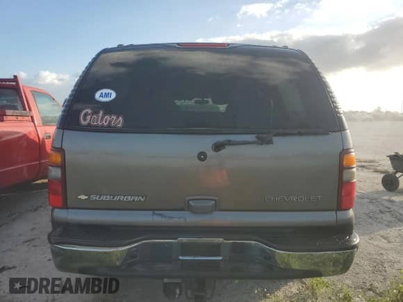 2002 Chevrolet Suburban LT с VIN 3GNGC26U72G204618, выставлен на аукционе Copart как лот 80368344 с пробегом Не указан миль и Списание • Salvage title. История ставок и продаж доступна на DreamBid. Изображение 6.