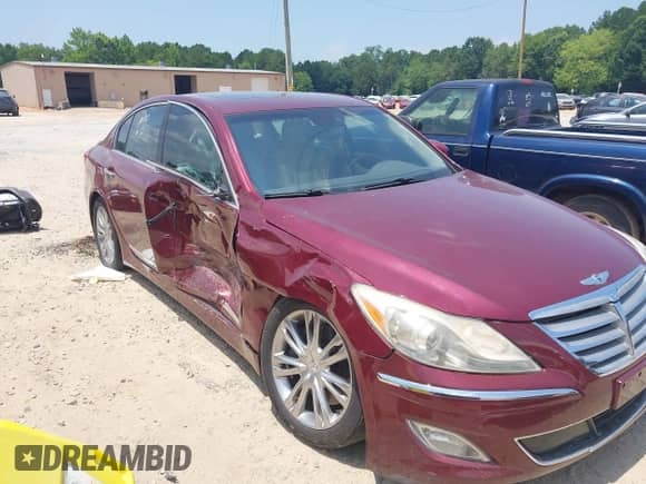 2012 Hyundai Genesis 4.6L с VIN KMHGC4DF8CU184317, выставлен на аукционе IAAI как лот 42596120 с пробегом 117 928 миль миль и . История ставок и продаж доступна на DreamBid. Изображение 1.