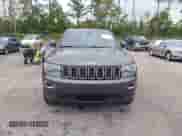 2017 Jeep Grand Cherokee Altitude z VIN 1C4RJEAG2HC605807, wystawiony jako IAAI lot #43382707 z przebiegiem 172 395 mil mil oraz . Historia ofert i sprzedaży dostępna na DreamBid. Obrazek 12.