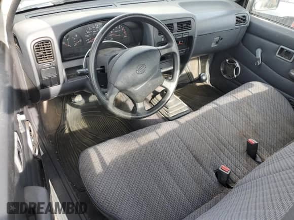 1996 Nissan Frontier XE with VIN 1N6SD11S5TC372016, listed as a Copart auction lot 81871905 with 184,177 mi miles and Salvage title. Bid and sale history available at DreamBid. Image 8.