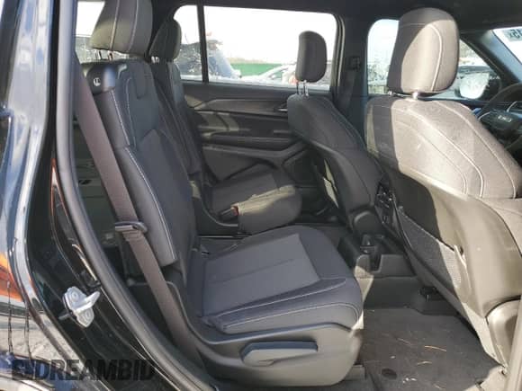 2024 Jeep Grand Cherokee Laredo X с VIN 1C4RJKAG9R8579533, выставлен на аукционе Copart как лот 42351115 с пробегом 7 862 миль миль и Чистый • Clean title. История ставок и продаж доступна на DreamBid. Изображение 11.