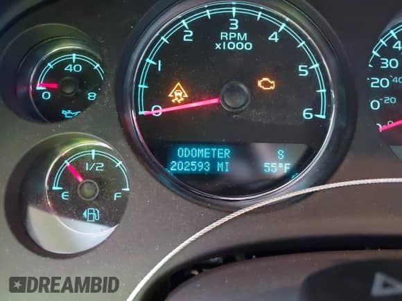 2009 Chevrolet Suburban LTZ с VIN 1GNFC36J29R293712, выставлен на аукционе IAAI как лот 42577800 с пробегом 202 593 миль миль и . История ставок и продаж доступна на DreamBid. Изображение 15.